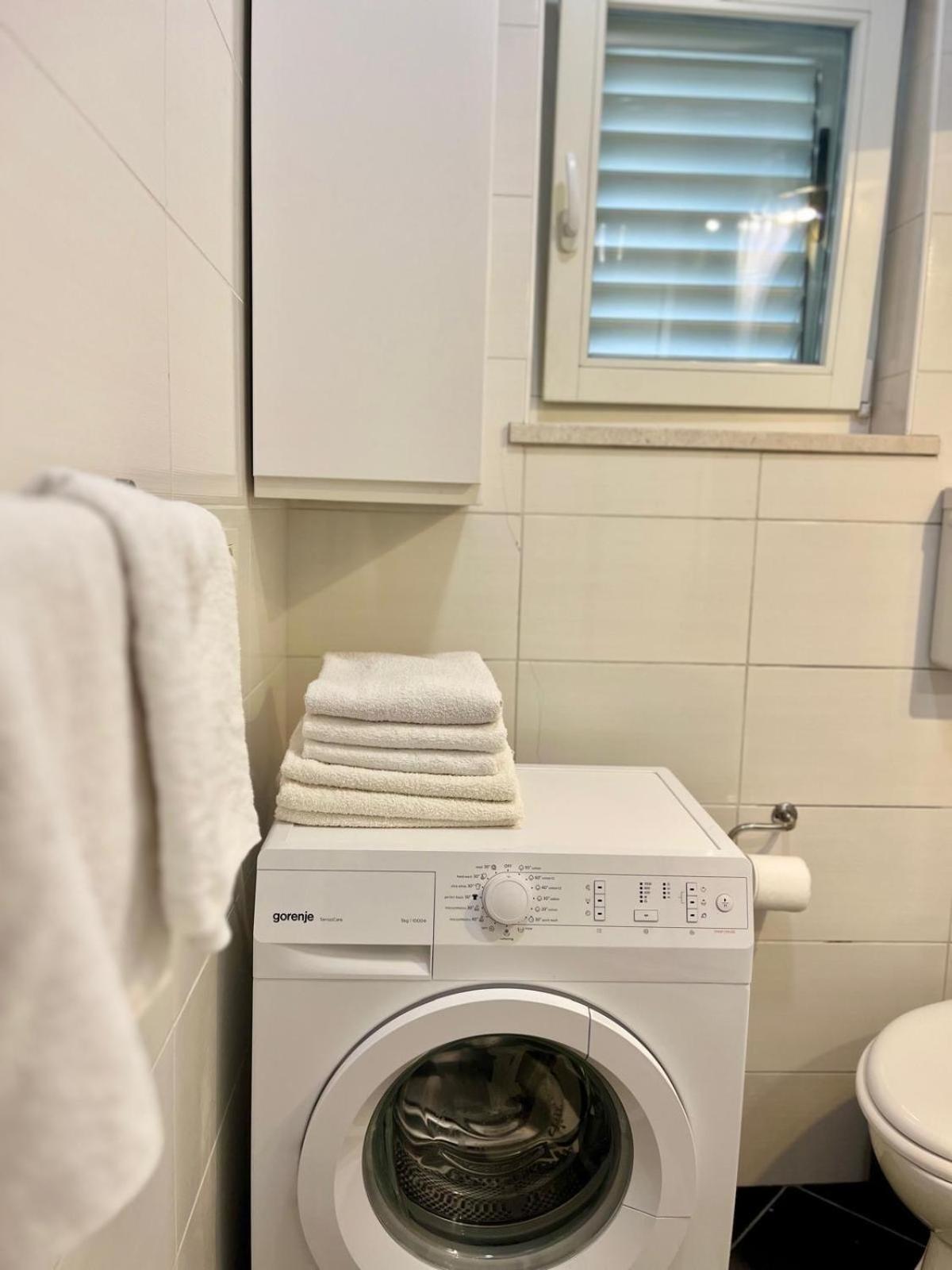 מליני Apartments Versus מראה חיצוני תמונה